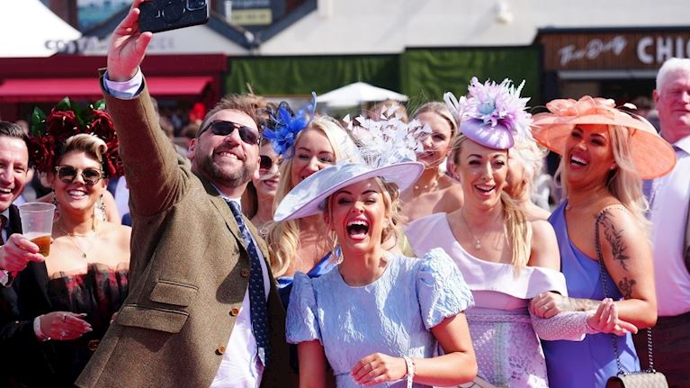 LADIES DAY AT THE RANDOX GRAND NATIONAL FESTIVAL SELLS OUT WITH LARGEST CROWD SINCE 2012 EXPECTED
