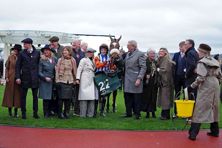 Syndicates & Racing clubs - for 8, with lunch