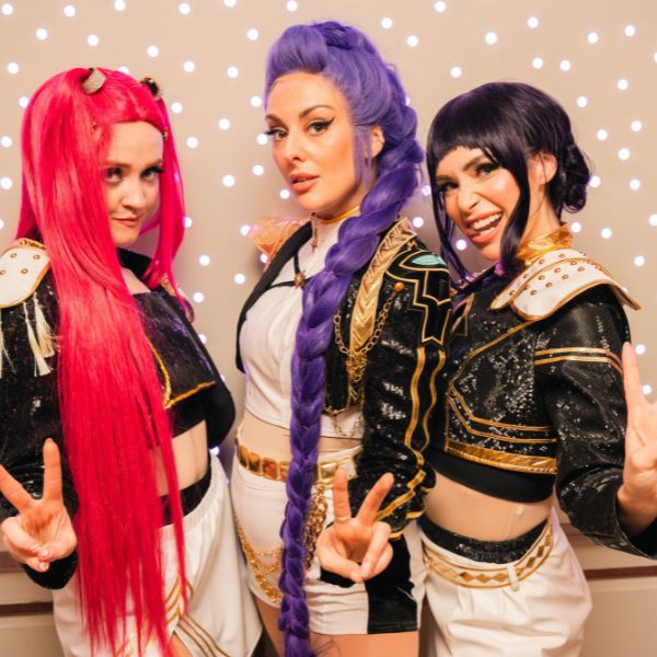 Huntrix tribute act.jpg