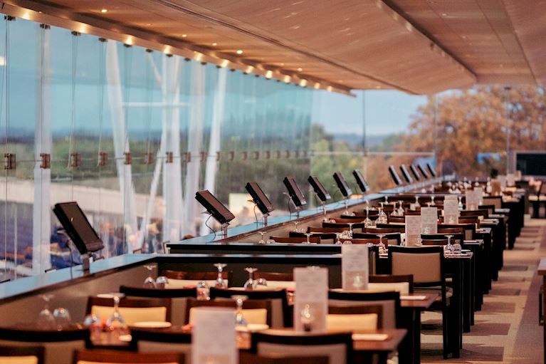 Kempton_Panoramic_Bar_Restuarant_2018.jpg