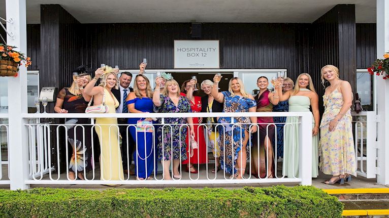 WIN A HOSPITALITY BOX AT MARKET RASEN RACECOURSE